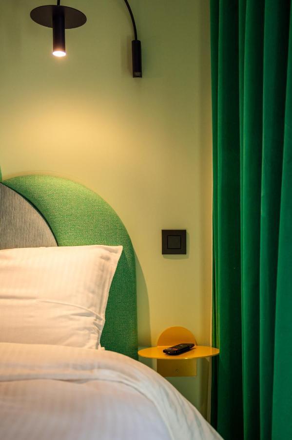 P6 Antwerp Hotel Екстериор снимка